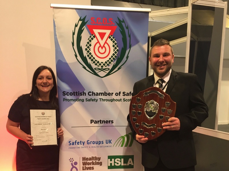 Binn Group Safety, Health and Environment (SHE) manager Kris Greig and Jenna Moir, SHE co-ordinator, proudly show off the industry award.